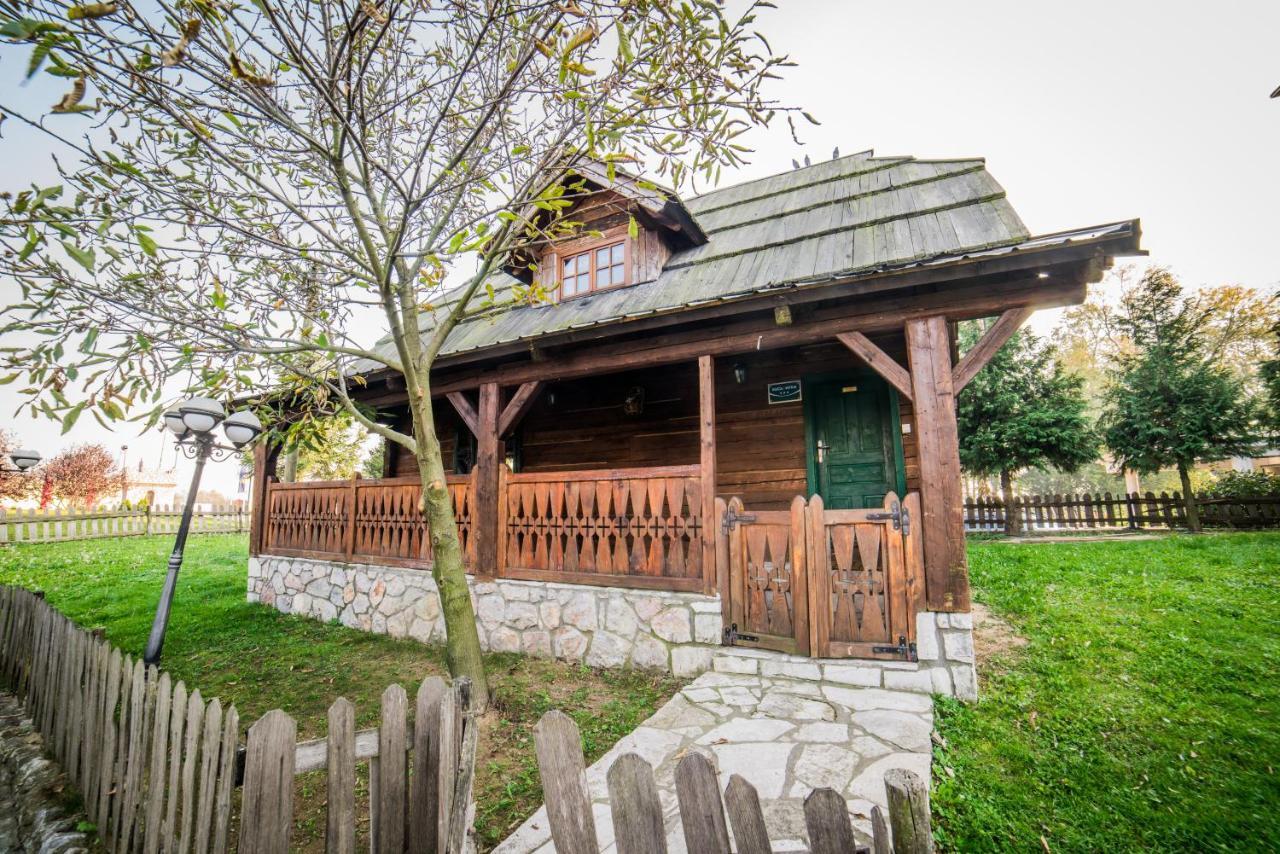 Ethno Village Stanisici Bijeljina Ruang foto
